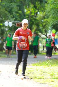BIB: 0404
                            <button type="button" onclick="openModal(5129501)" class="btn btn-primary btn-sm float-right btn-popup" data-toggle="modal" data-target=".modal-high-quality">
                        <i class="fas fa-shopping-cart"></i> Add to Cart
                    </button>
                                            <button type="button" onclick="isThisMe(5129501, true)" class="btn btn-success btn-sm float-right btn-popup btn-isme hidden" data-toggle="tooltip" data-placement="bottom" title="นี่คือรูปของคุณใช่ไหม คลิกที่นี่เพื่อเอาเข้าอัลบั้ม">
                        <i class="fas fa-plus"></i> Add to album
                    </button>
                    <button type="button" onclick="isThisMe(5129501, false)" class="btn btn-warning btn-sm float-right btn-popup btn-isnotme hidden">
                        <i class="fas fa-ban"></i> Remove from album
                    </button>